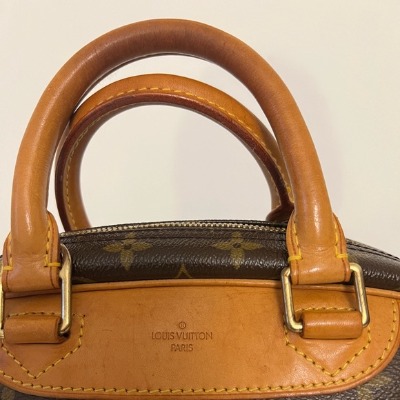 Black Friday Sale! VGUC Authentic Louis Vuitton Monogram Canvas Trouville - Picture 3 of 13